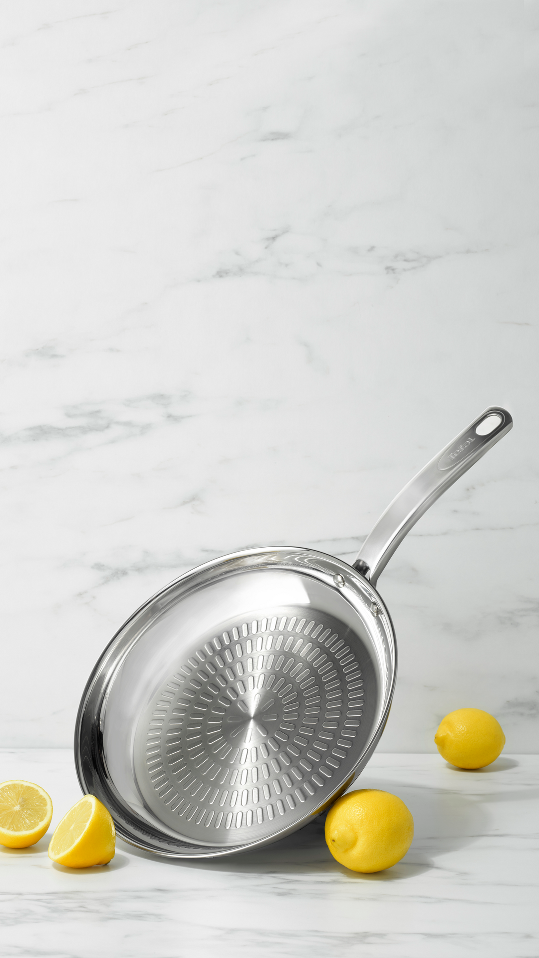 POELE INOX NR 28CM INTUITION B8590635 Tefal
