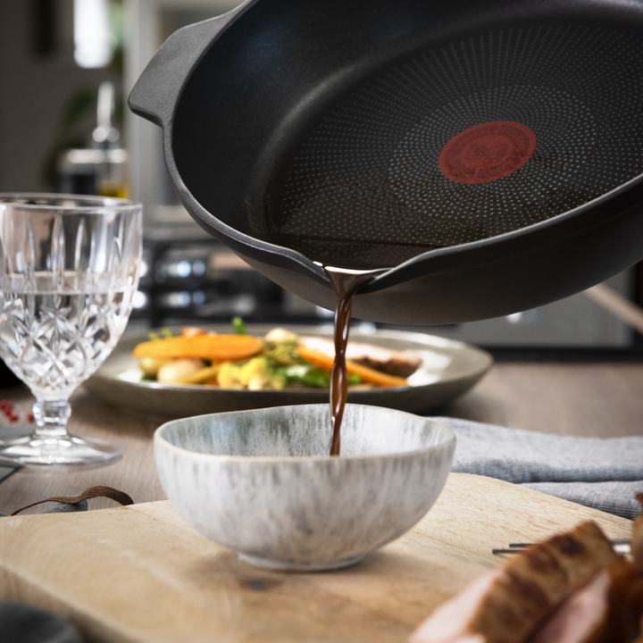 Wok Tefal Robusto 28cm Noir Antiadhésive - E2491944