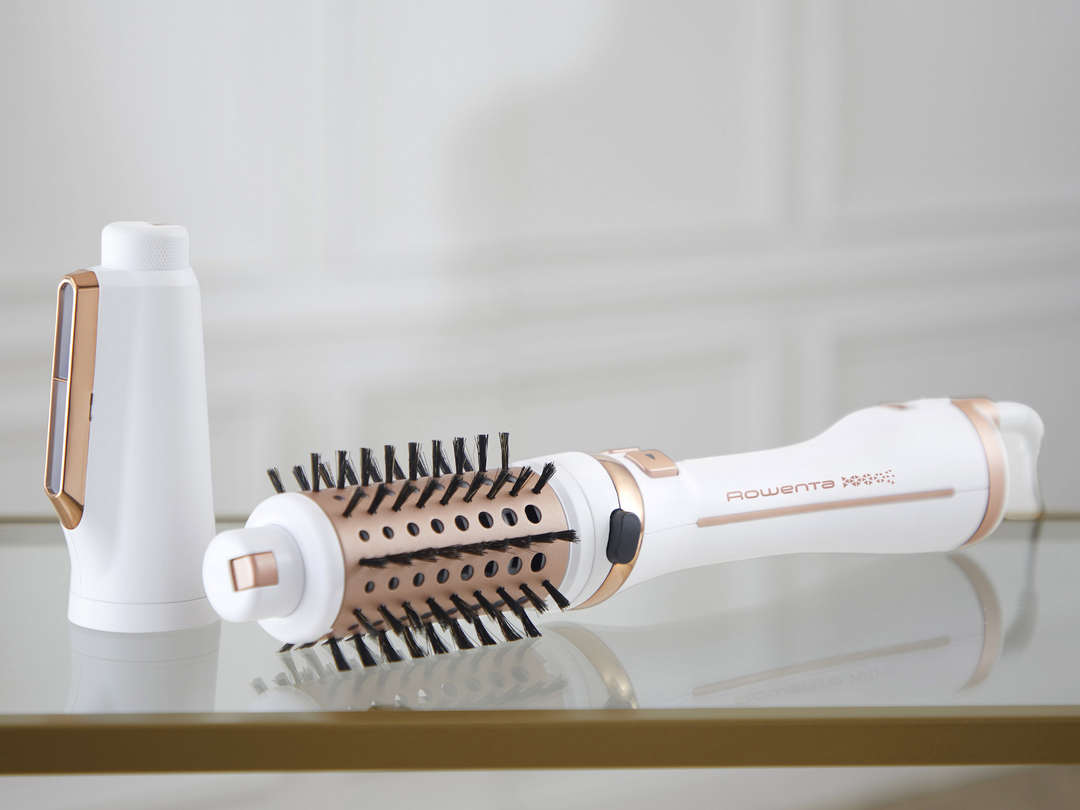BROSSE SOUFFLANTE ACTIV ULTIMATE CARE ROTATIVE 2EN1 700W CF9720F0 Rowenta
