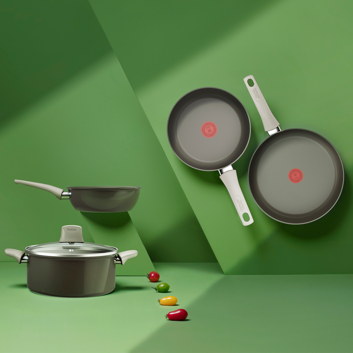POELE 24CM RENEW+ C4240453 Tefal