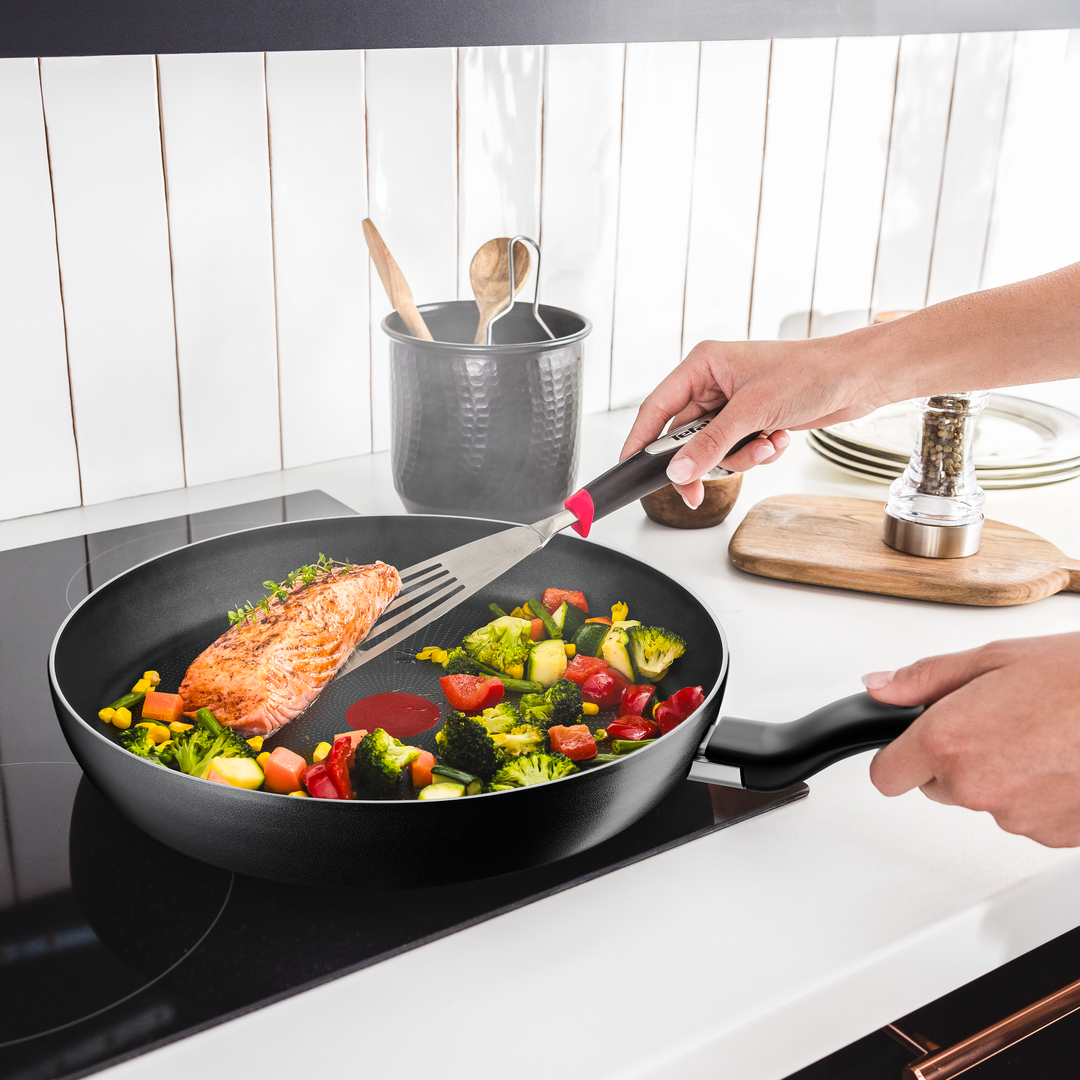 SET 3 POELES 20/24/28CM HARD TITANIUM C3889053 TEFAL