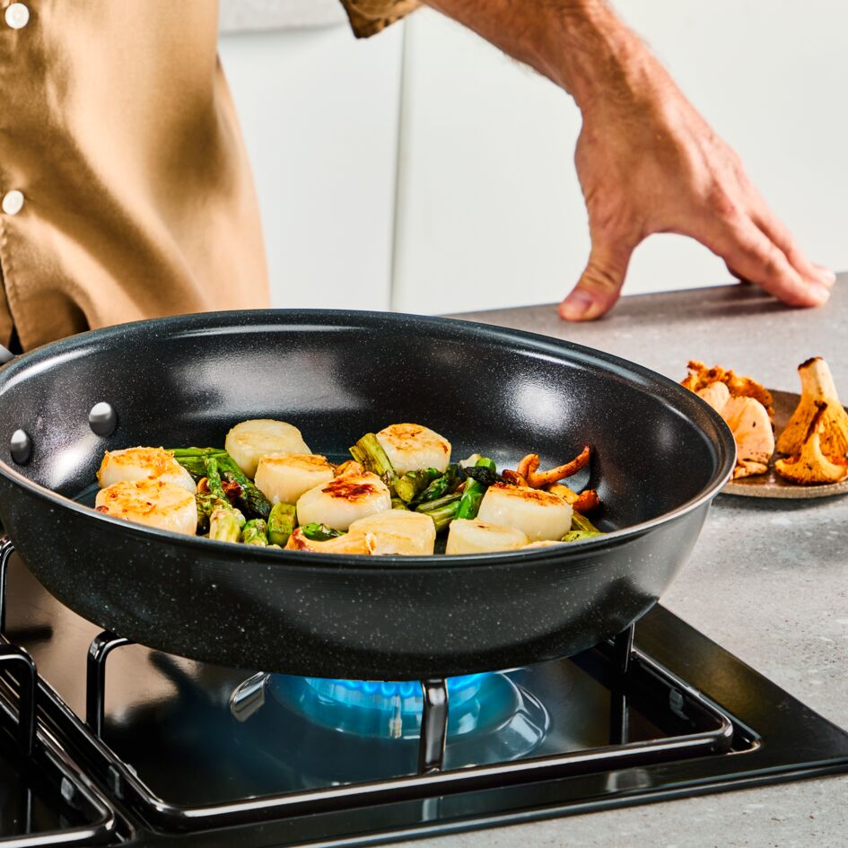 POELE 20CM EXCEL+ CERAM NOIR G2150202 Tefal